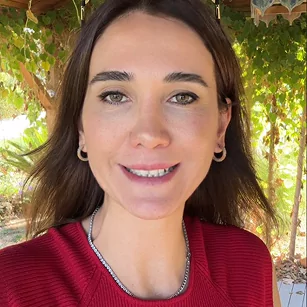Esra Bayram
